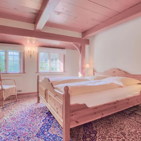 S3 Im Friesenhaus Sara *